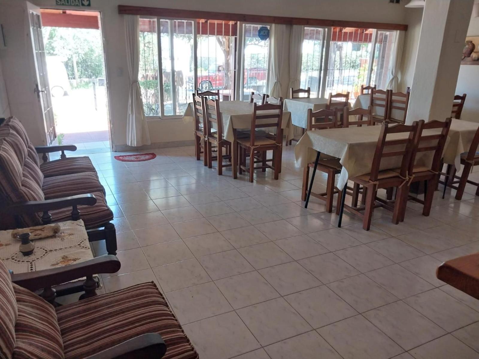La Casona- Bv Hoteles لا فالدا المظهر الخارجي الصورة